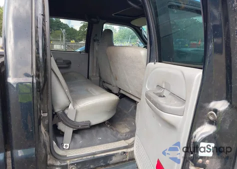 2005 Ford F-250 Lariat/Xl/Xlt from USA, damaged, VIN 1FTSW21P45ED14484
